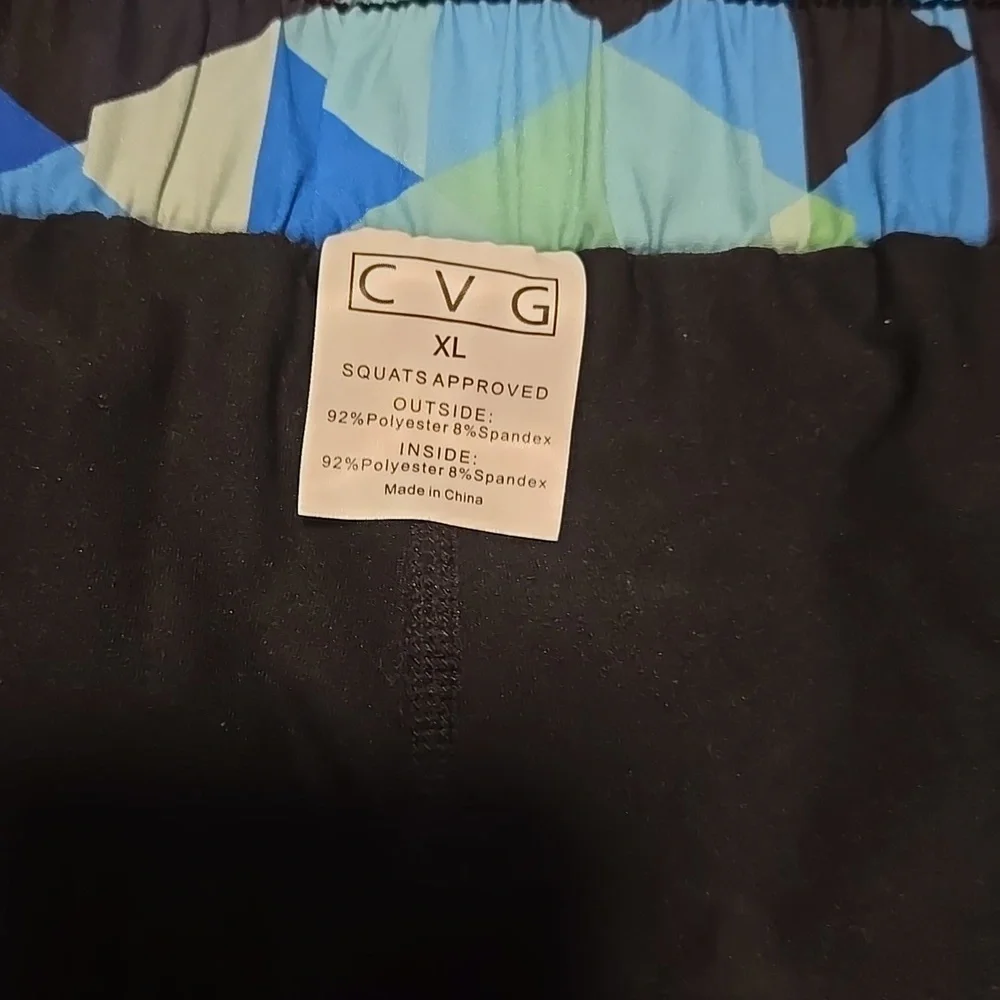 Colorful Geometric Women's Shorts - Picture 2 of 3